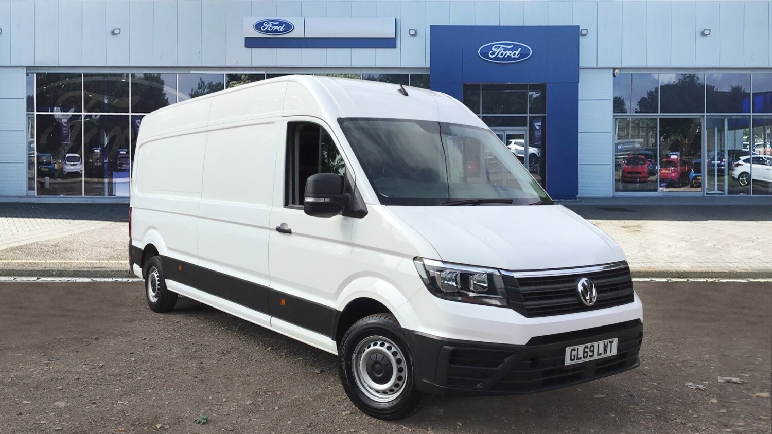 Used Volkswagen Crafter Cr35 Lwb Diesel 2.0 TDI 140PS Startline High ...